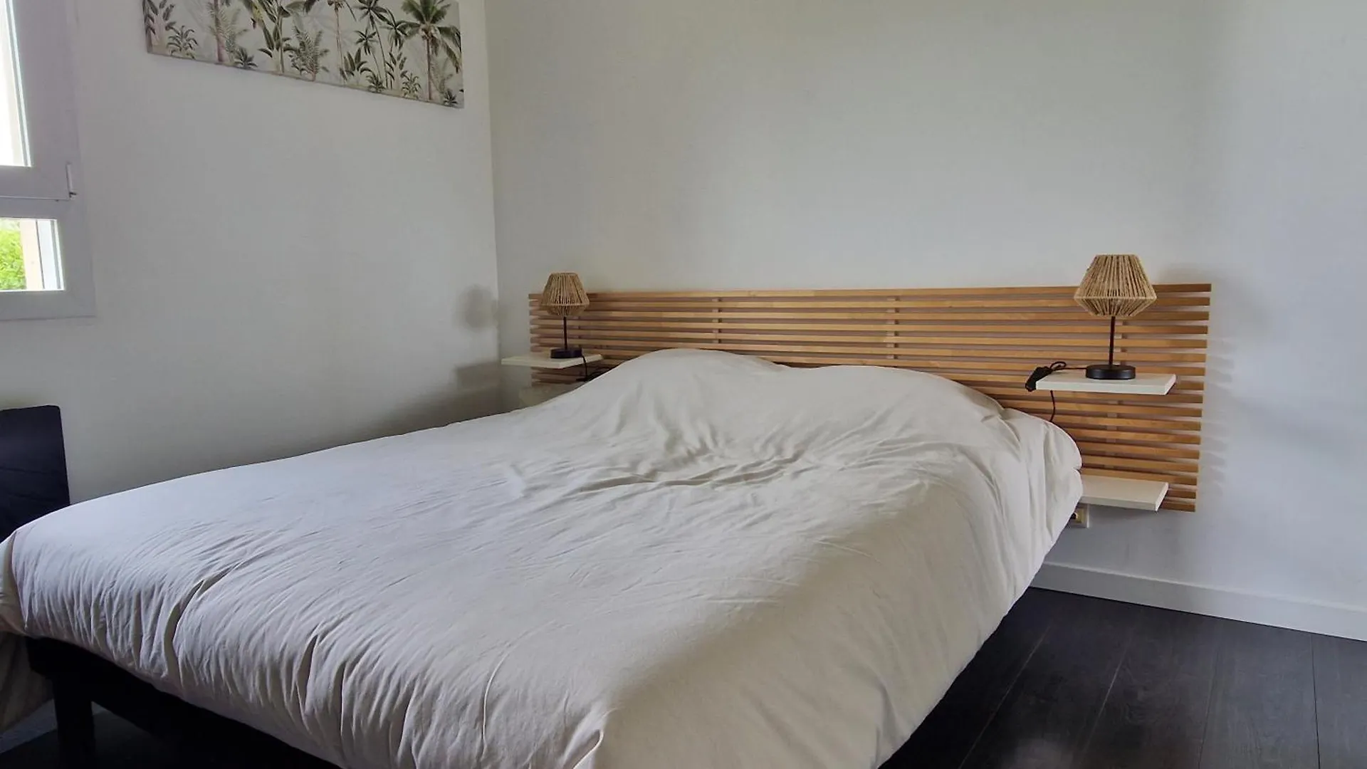 Maison Plain Pied Pouldreuzic 0*,  France